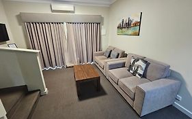 Bunbury Stay At Sanctuary Resort Strata